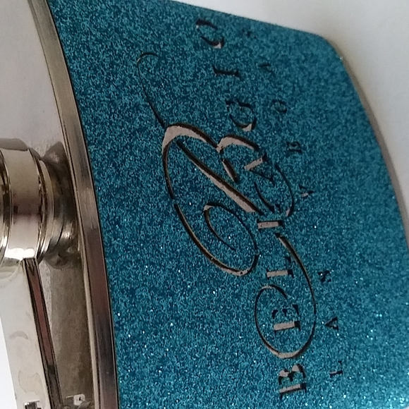 Bellagio Las Vegas Glam Flask - Picture 2 of 7